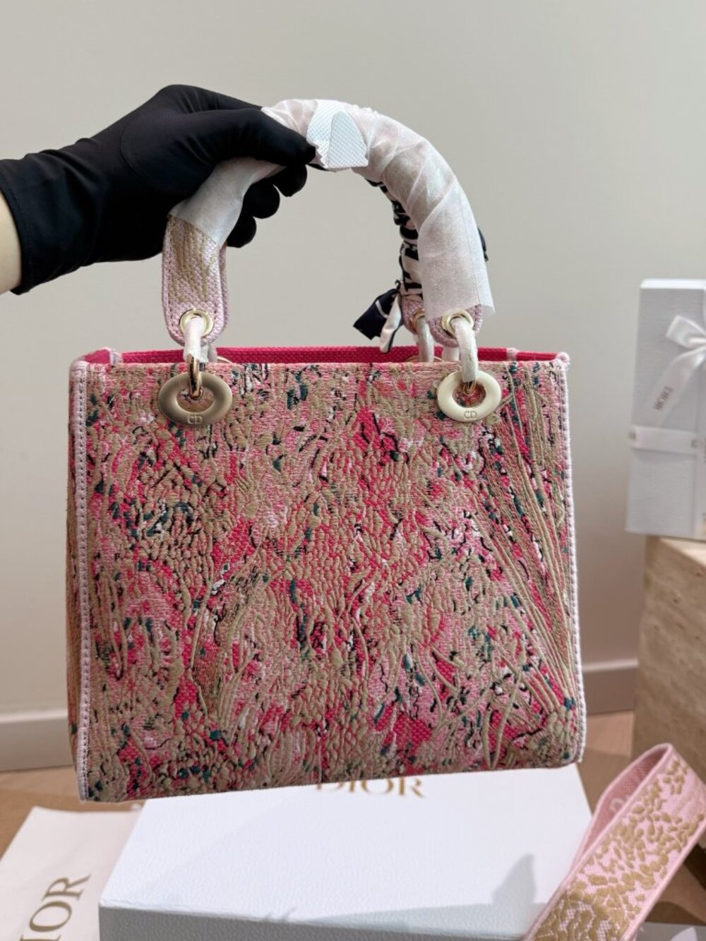 Dior Lady Embroidered Pink Tweed Tote Bag Cannage Charm Top Handle - Picture 2 of 8